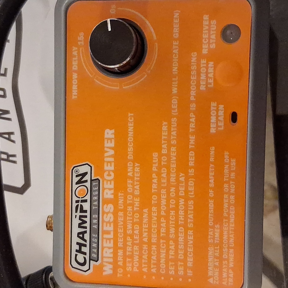 CHAMPION RANGE WIRELESS REMOTE - Picture 5 of 6